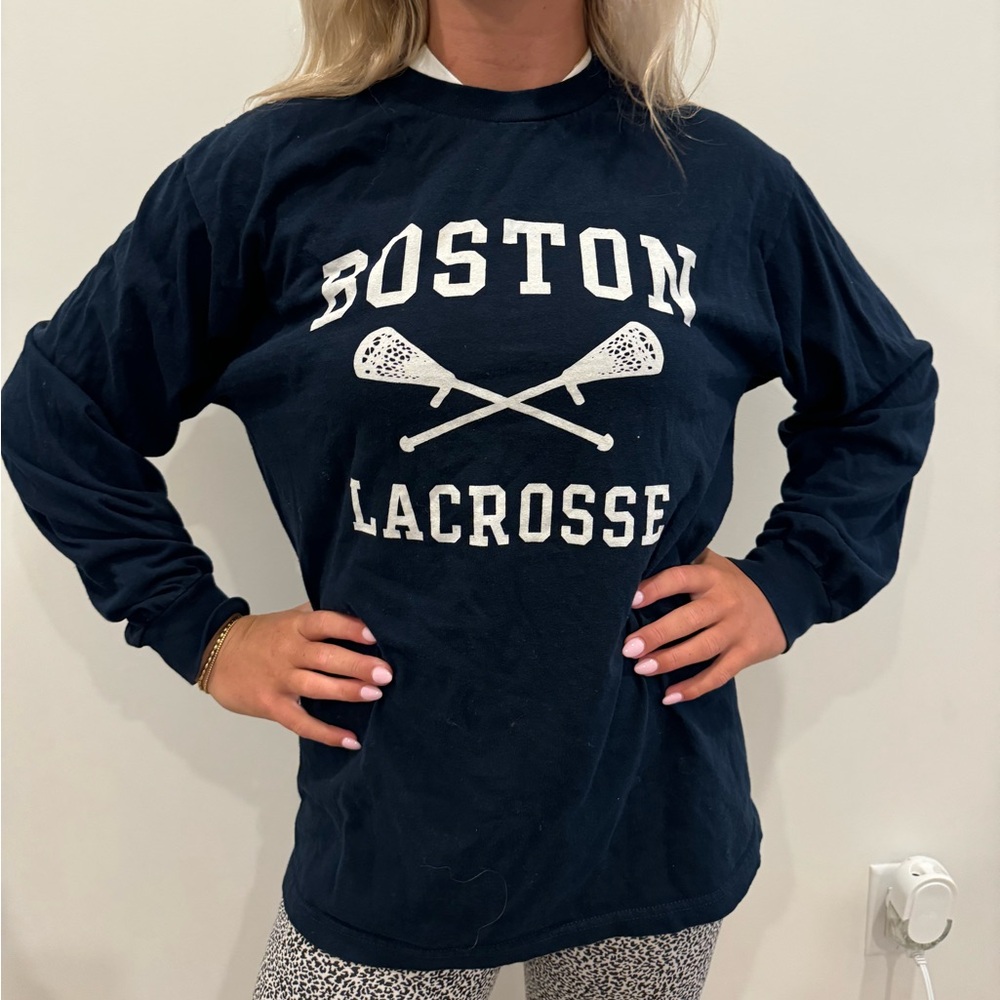 BRANDY MELVILLE OVERSIZE LAX LONG SLEEVE